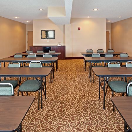 Holiday Inn Express Hotel & Suites Cincinnati-North/Sharonville Ngoại thất bức ảnh