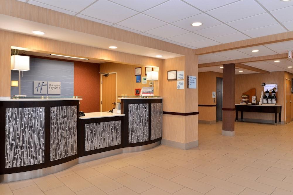 Holiday Inn Express Hotel & Suites Cincinnati-North/Sharonville Ngoại thất bức ảnh