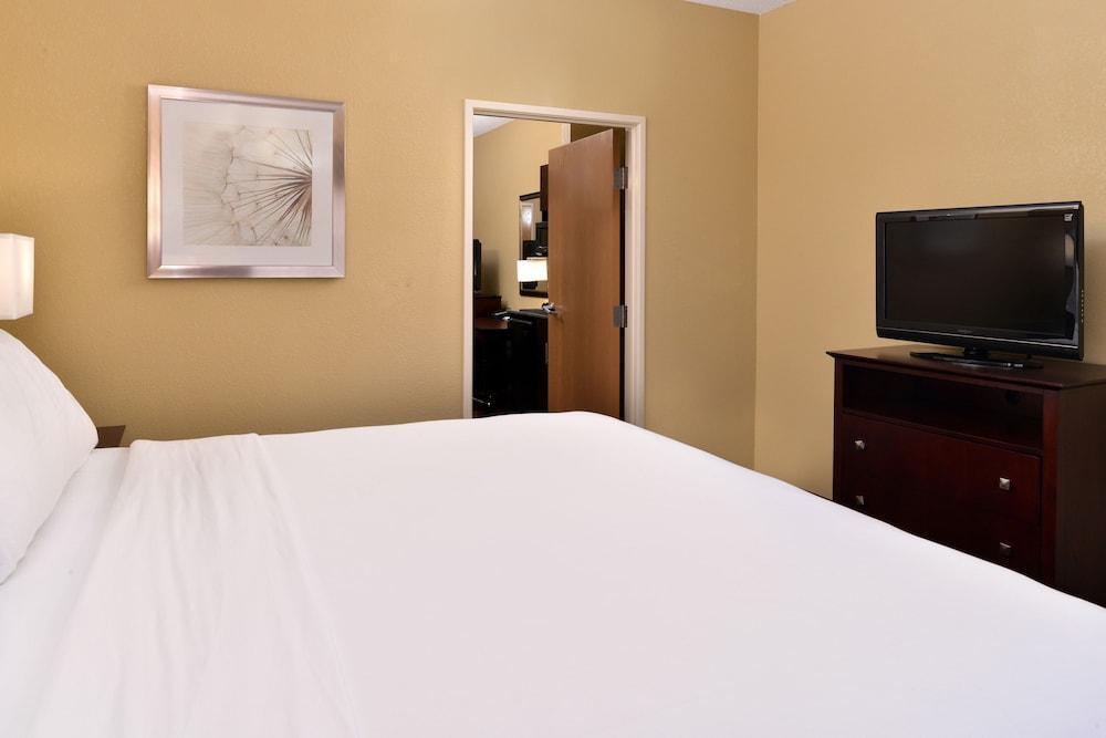 Holiday Inn Express Hotel & Suites Cincinnati-North/Sharonville Ngoại thất bức ảnh