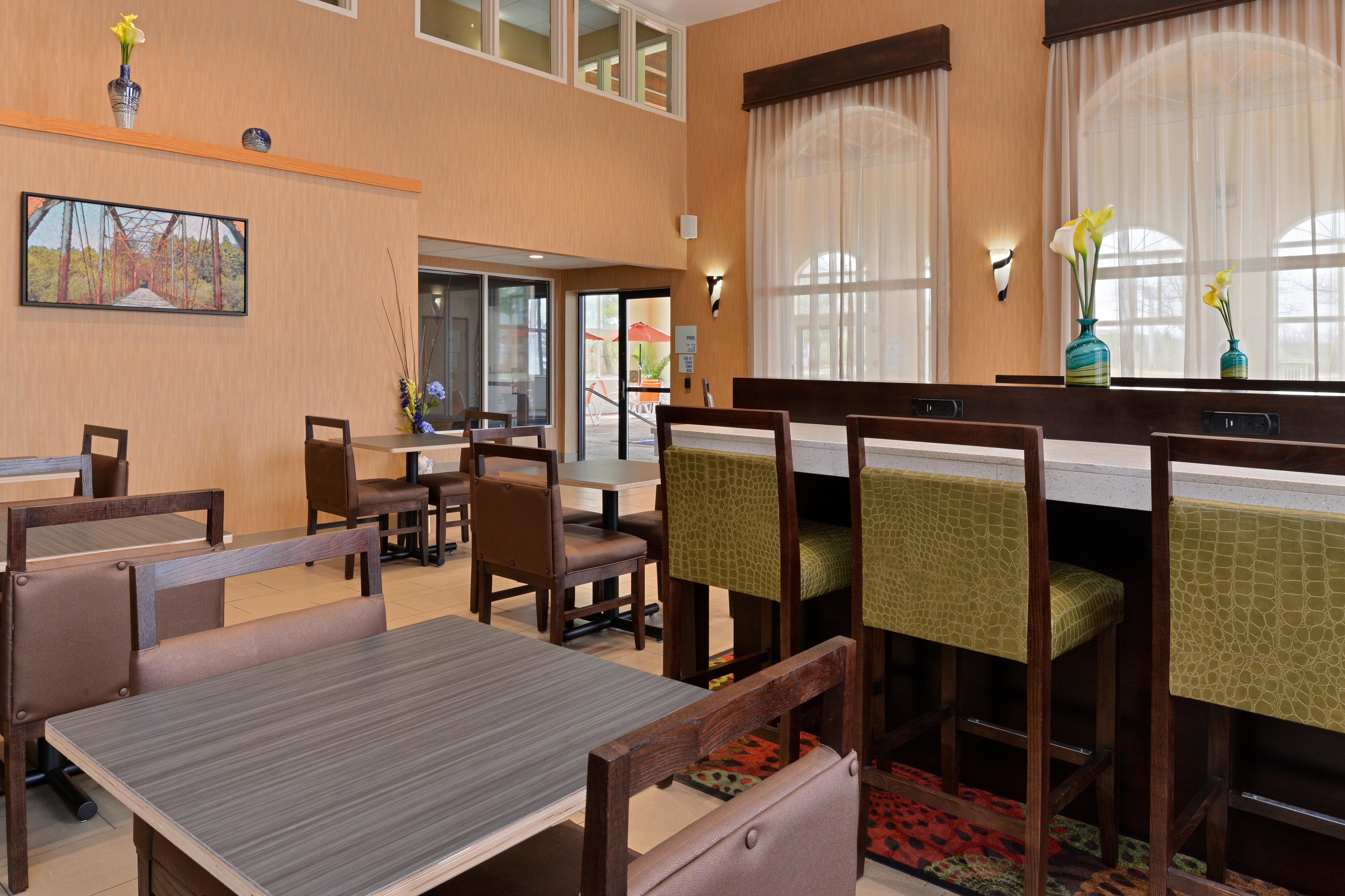 Holiday Inn Express Hotel & Suites Cincinnati-North/Sharonville Ngoại thất bức ảnh