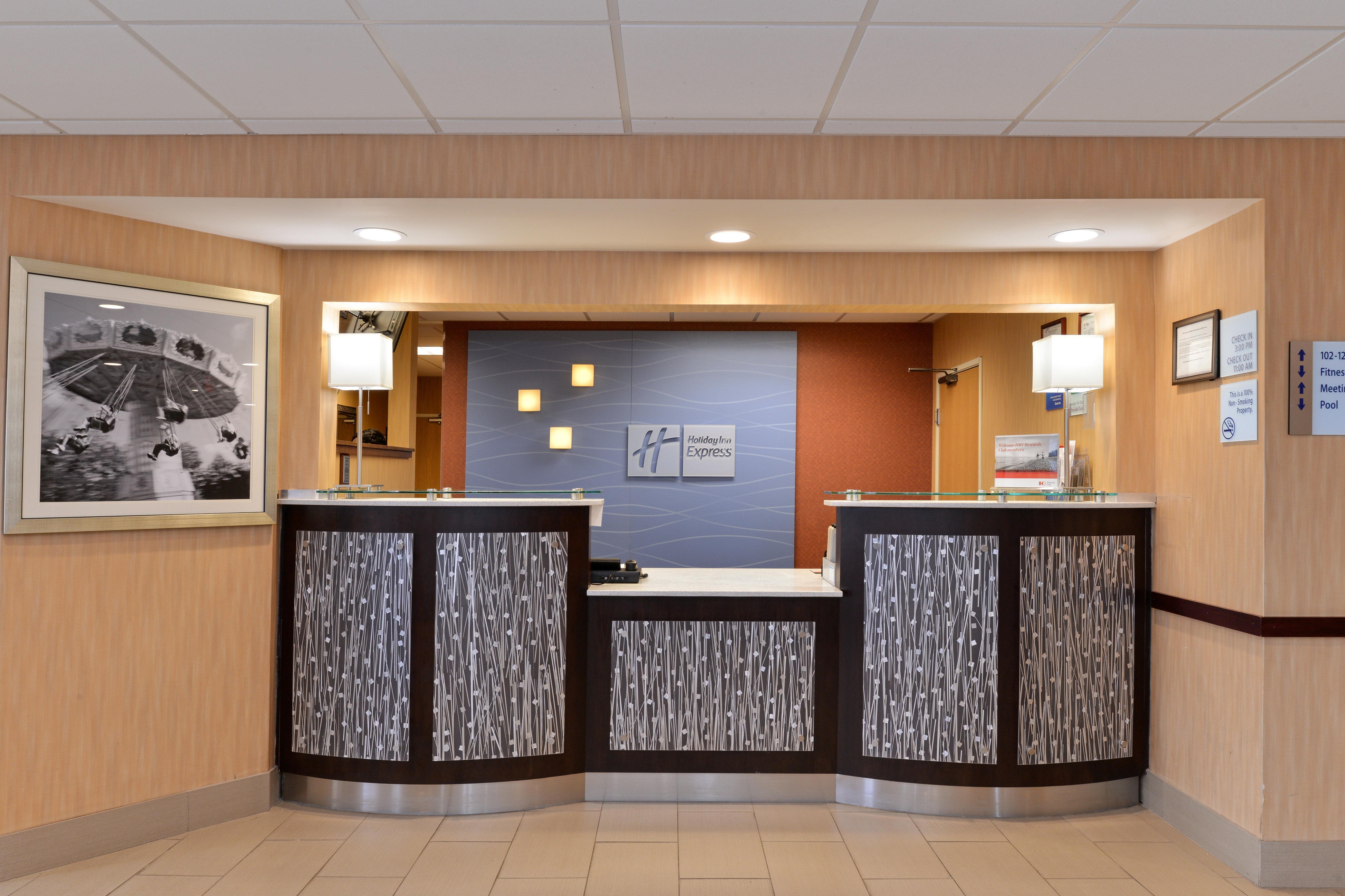 Holiday Inn Express Hotel & Suites Cincinnati-North/Sharonville Ngoại thất bức ảnh