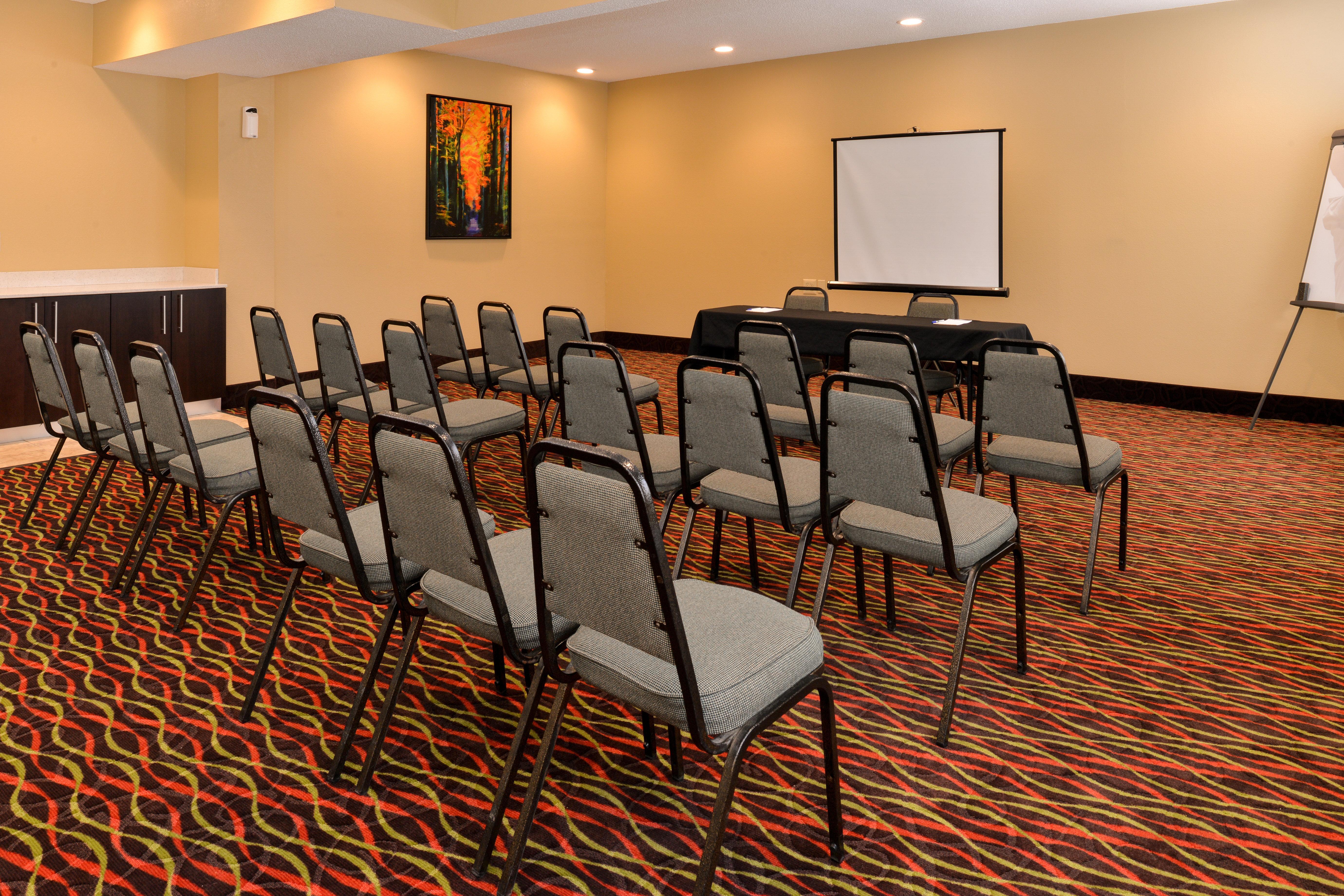 Holiday Inn Express Hotel & Suites Cincinnati-North/Sharonville Ngoại thất bức ảnh