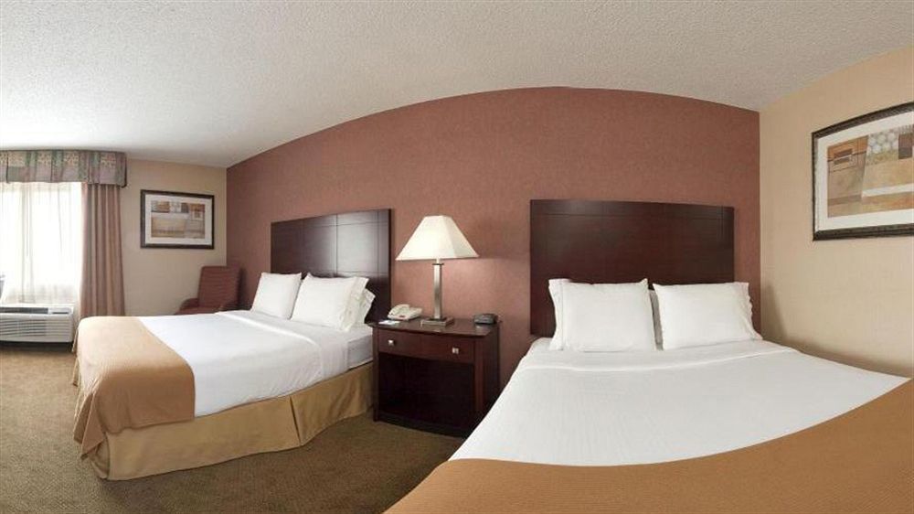 Holiday Inn Express Hotel & Suites Cincinnati-North/Sharonville Ngoại thất bức ảnh