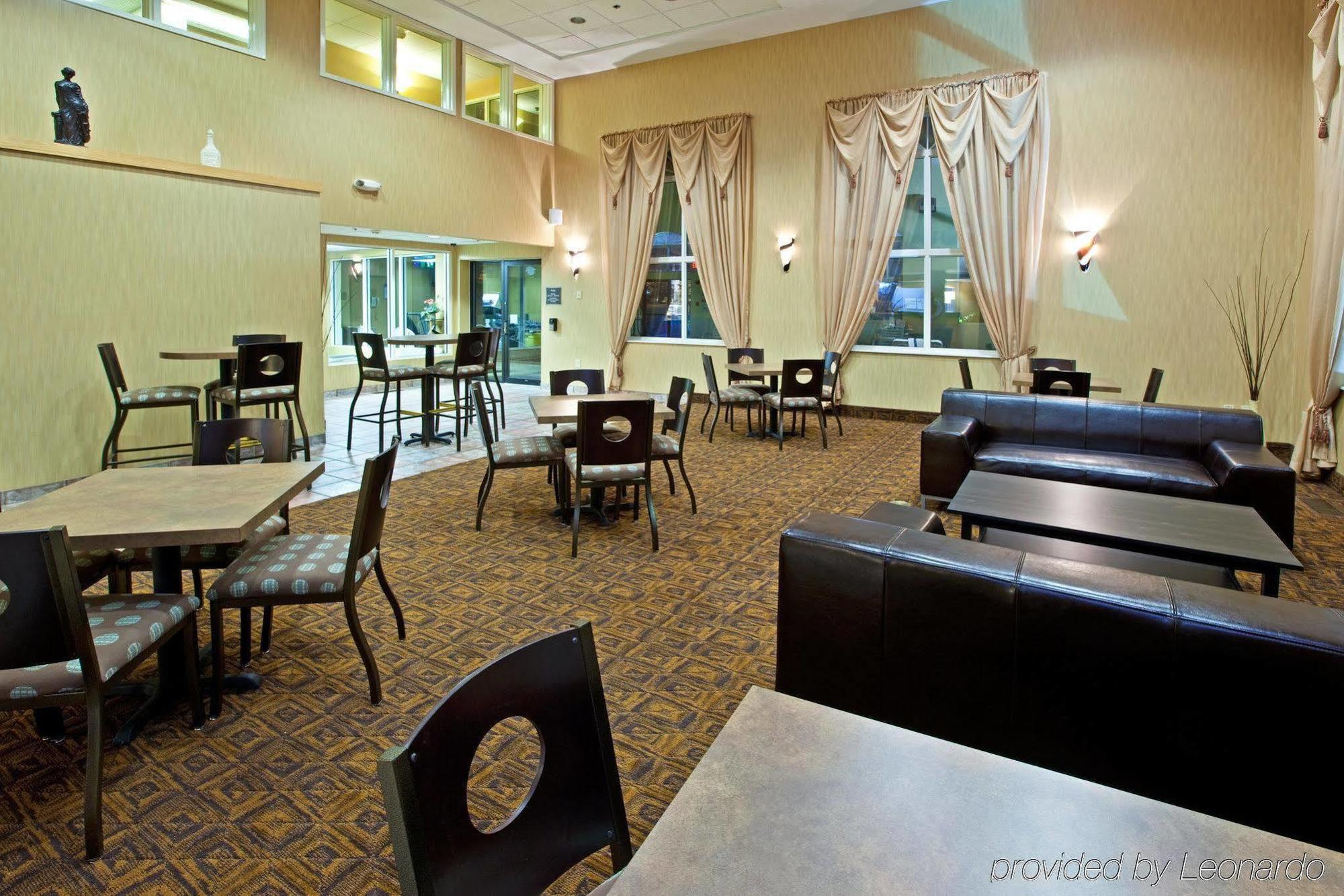 Holiday Inn Express Hotel & Suites Cincinnati-North/Sharonville Nhà hàng bức ảnh